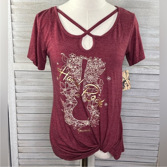 HARD ROCK CAFE Women's Twist Hem Tee (NWT
Burgundy-XS - Picture 1 of 3